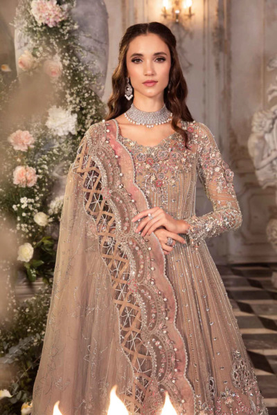 Classic Pink Pakistani Wedding Pishwas Lehenga - Image 5