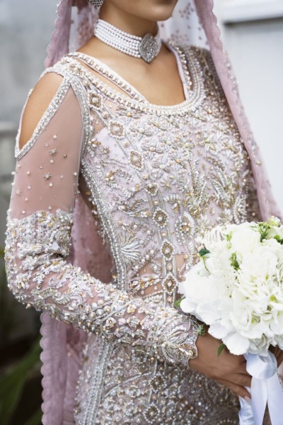 Pakistani Bridal Shirt Lehenga In Lilac Color - Image 2