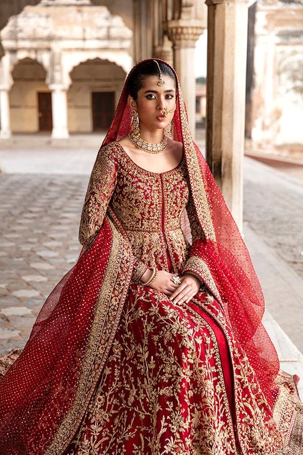 Pakistani Bridal Red Open Pishwas Lehenga