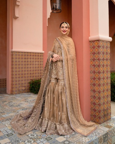 Pakistani Wedding Dress Gold Kameez Gharara - Image 3