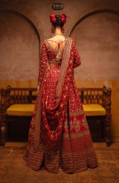 Red Choli Lehenga for Pakistani Brides - Image 3