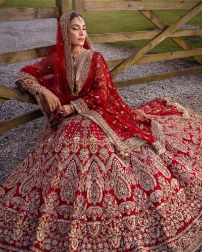 Luxury Pakistani Raw Silk Bridal Lehenga Choli - Image 2