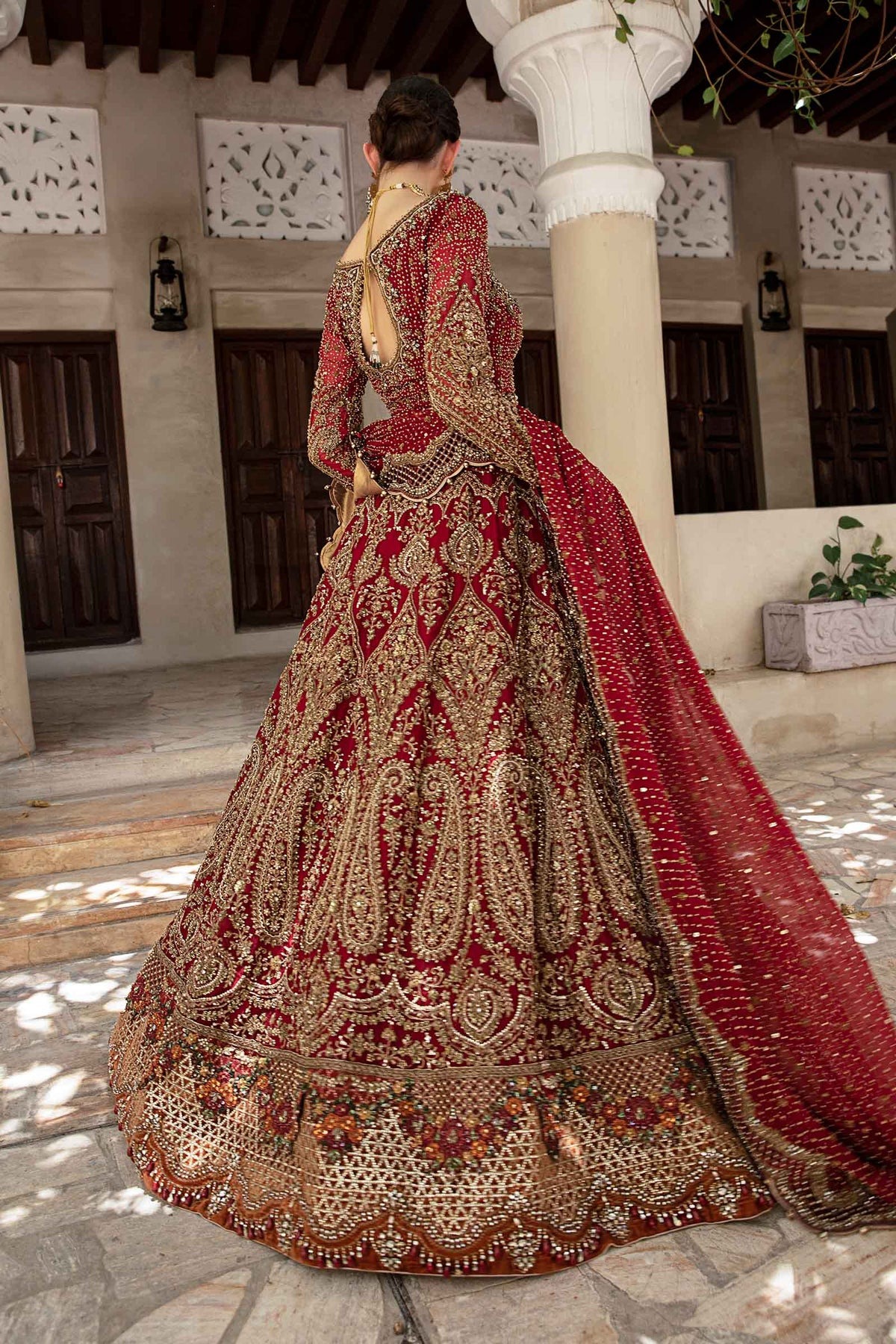 Traditional Pakistani Bridal Wear Red Lehenga Choli